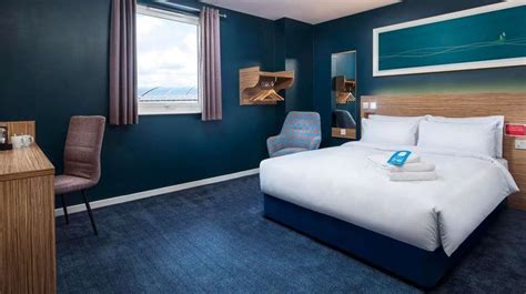 Travelodge London Central Tower Bridge- Tourist Class London, England ...