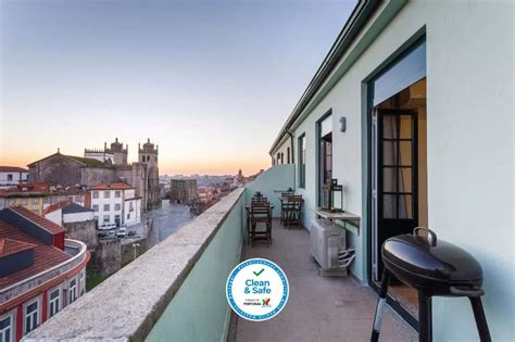 10+ Incredible Porto Airbnbs Under £100 [2021 Update] | The Common Wanderer