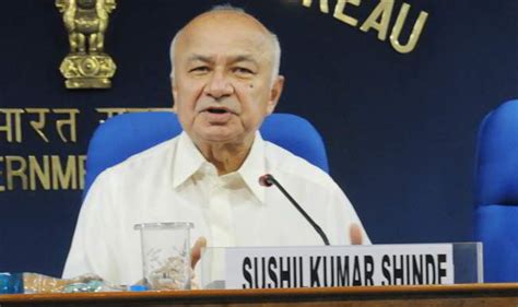 Rahul Gandhi should become the Prime Minister: Sushilkumar Shinde | India.com