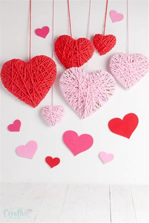 Create The Best VALENTINES BACKDROP - Easy Peasy Creative Ideas