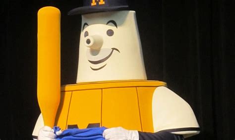 Milwaukee Brewers unveil Barrelman mascot | For The Win