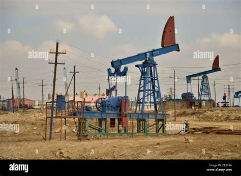 Oil field in Baku on the Abseron Peninsula on the Caspian Sea, Baku ...