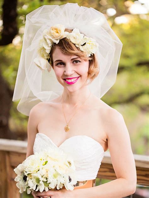 38 Dreamy Flower Bridal Crowns Perfect for Your Wedding