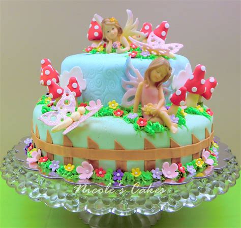 Confections, Cakes & Creations!: A Fairy Garden Cake!