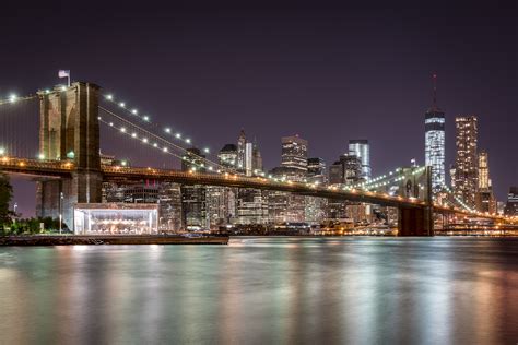 Brooklyn Bridge skyline, New York, USA