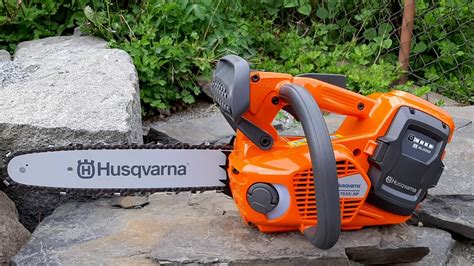 Cordless chainsaw Husqvarna T535i XP Professional Chainsaw - YouTube