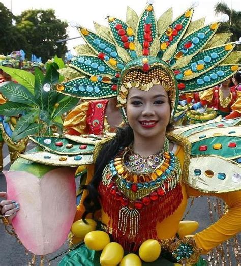 Aliwan festival | Celebration of Culture | Festival costumes, Philippines festival costume ...