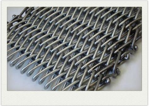 Stainless Steel Mesh Conveyor Belt With Chain High Temperature Resistant