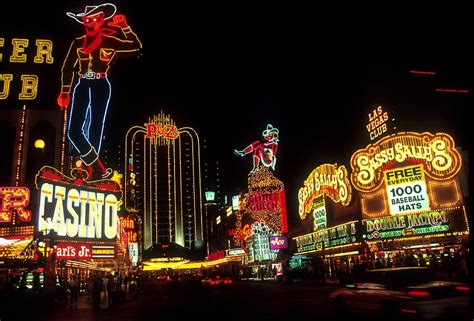 HD wallpaper: Casino in Las Vegas, night time, neon lights, casinos ...