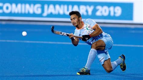 Hockey coach hunt may grow longer - India Today