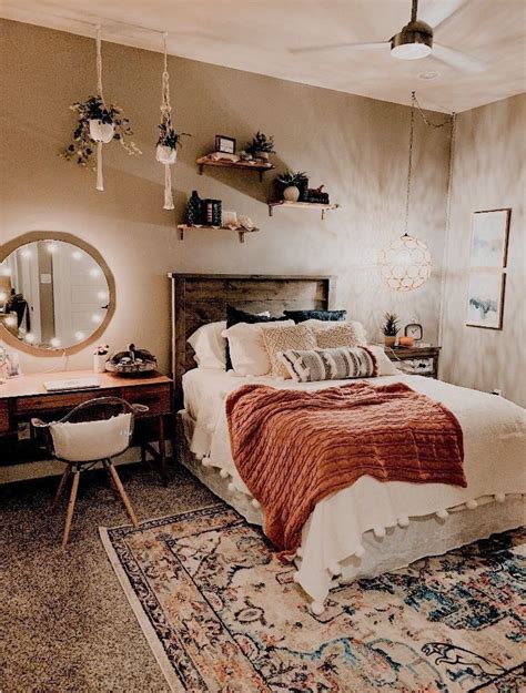 pinterest//vintagemelanie in 2020 | Aesthetic bedroom, Aesthetic room decor