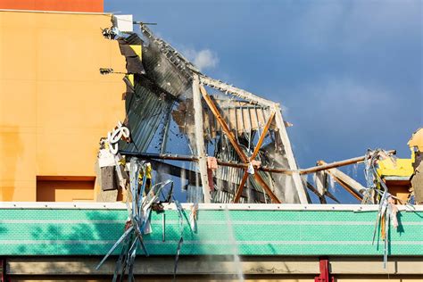 Who Is to Blame for Falling Debris Injuries? | Morgan & Morgan Law Firm