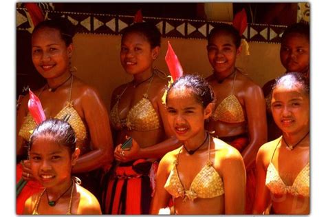 Palau traditional female dancers | Indigenous culture, Naturally ...