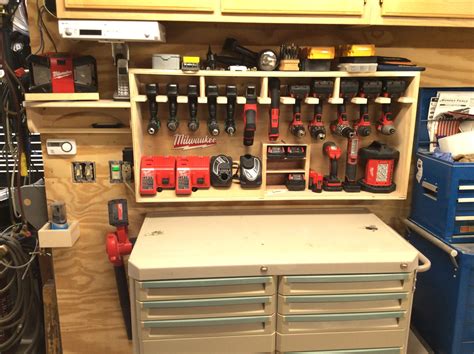 Cordless drill storage center | Werkschränke, Werkzeug-aufbewahrung, Weihnachtskrippe selber bauen