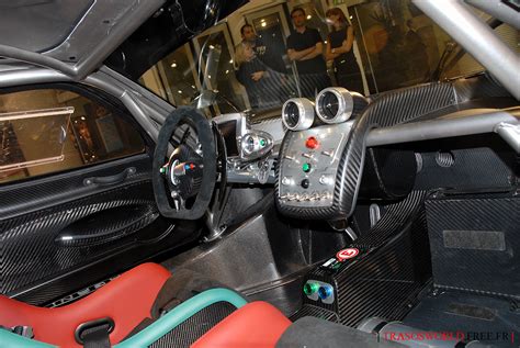 Pagani Zonda R interior - a photo on Flickriver