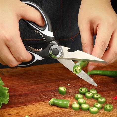 Multifunctional Kitchen Scissors