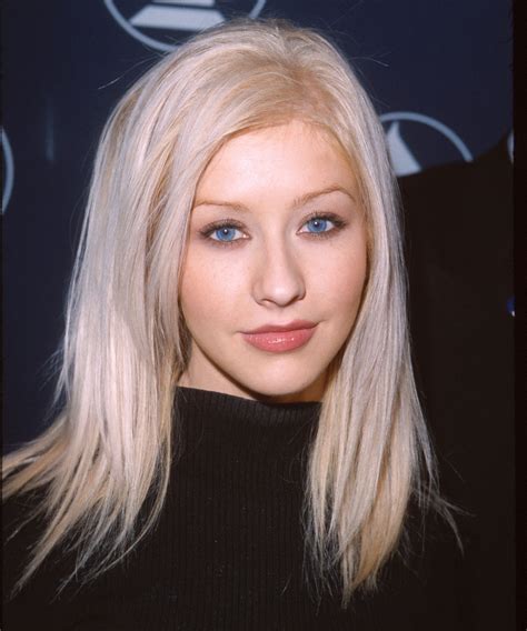 41 Top Photos Christina Aguilera Black And White Hair / 16 Fantastic ...