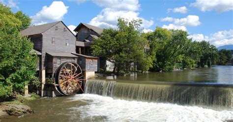 Old Mill Square in Pigeon Forge, TN – History, Dining & Shopping | Free things to do, Tennessee ...