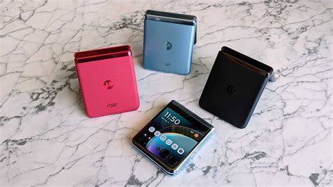 Motorola Razr Plus hands-on: A return to form