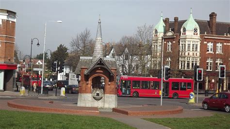 Wanstead Green and the turning into Wanstead High Street | Redbridge Healthwatch photography ...