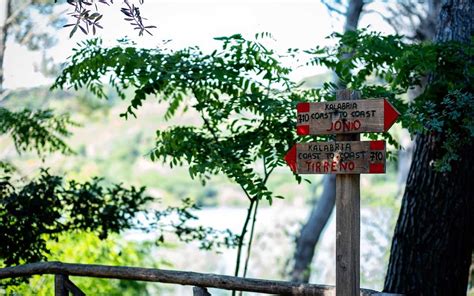 ‘Kalabria Coast to Coast’ walk in Calabria, Italy – a journey from Ionian Sea to the Tyrrhenian ...