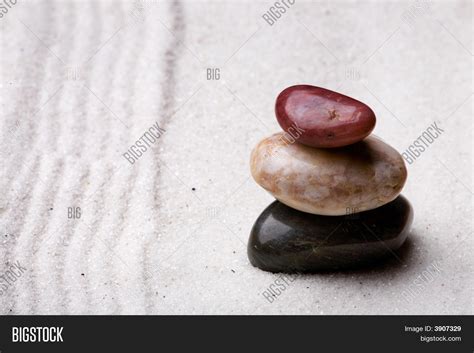 Zen Rock Garden Image & Photo (Free Trial) | Bigstock