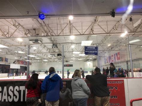 LAS VEGAS ICE CENTER - 121 Photos & 127 Reviews - Skating Rinks - 9295 W Flamingo Rd, Las Vegas ...