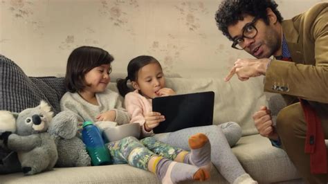 Richard Ayoade Children: Meet Esmé Ayoade and Ida Ayoade - ABTC