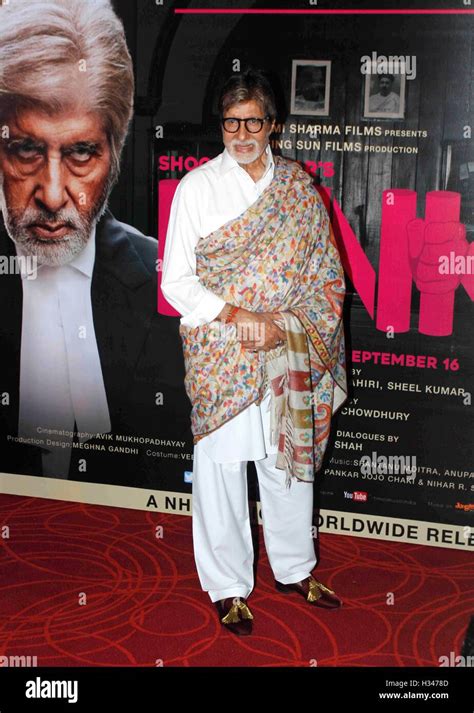 Amitabh bachchan movie posters hi-res stock photography and images - Alamy