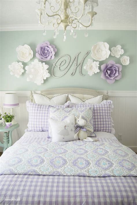 24 Wall Decor Ideas for Girls' Rooms