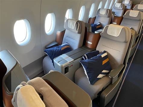 Review: Lufthansa A350 Business Class - Live and Let's Fly