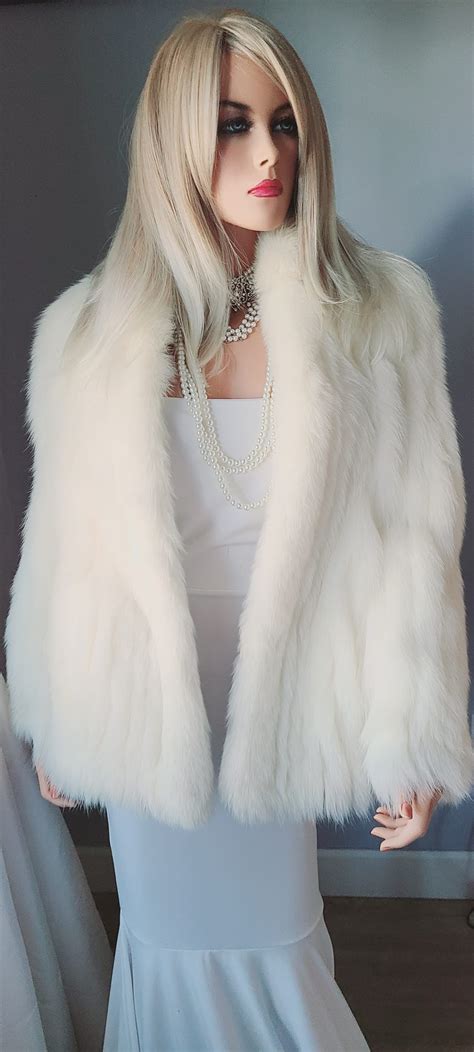 Luxury Vintage FOX Fur Stole, Real Fur Coat, SAGA Arctic Fox Fur Jacket ...