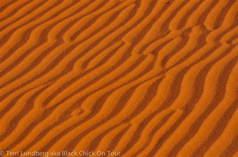 Wavy Sand Patterns - Black Chick On Tour