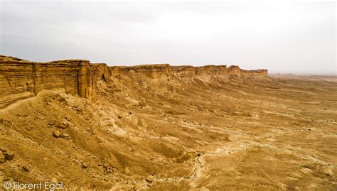 Edge of the World - Saudi Arabia Tourism Guide