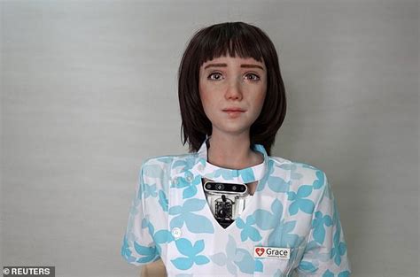 Meet the world's most realistic humanoid ROBOTS | Daily Mail Online