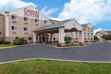 COMFORT SUITES ROCHESTER HENRIETTA UNIVERSITY AREA $108 ($̶1̶1̶6̶ ...