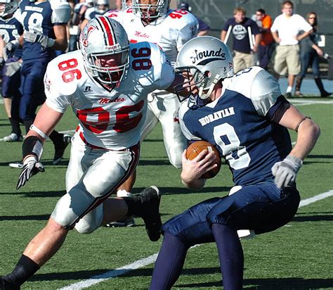 Moravian College football team tops Wilkes 26-14 in ECAC Southeast Bowl ...