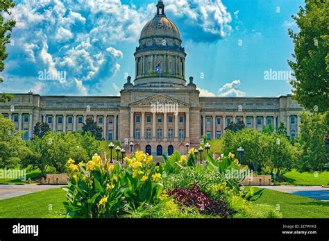 Kentucky state capitol building Stock Photo - Alamy