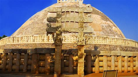 What is Sanchi Stupa, the motif on the new Rs 200 note - Oneindia News