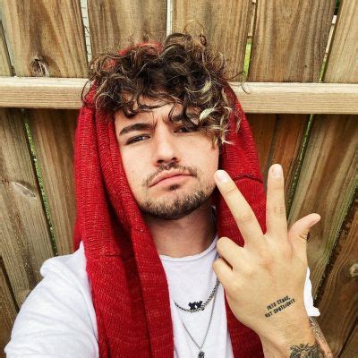 JC Caylen- Wiki, Age, Height, Girlfriend, Net Worth (Updated on March 2024)