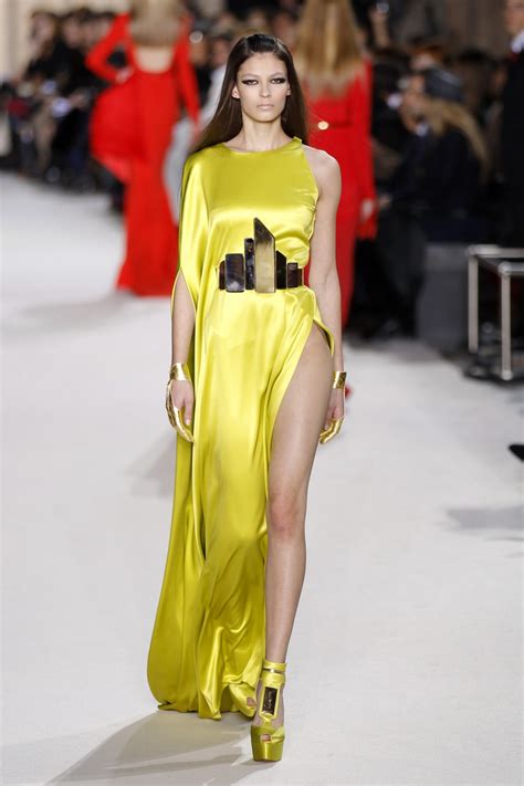 Paris Fashion Week: 10 Best Looks of Spring-Summer 2012