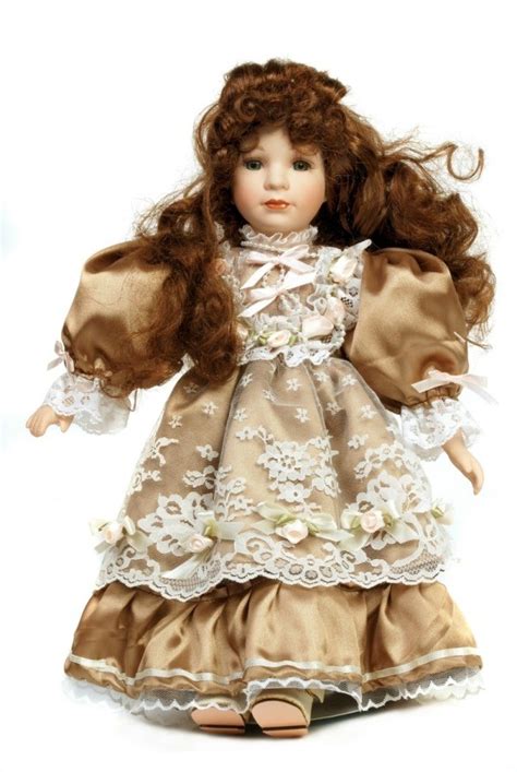 Selling a Porcelain Doll Collection | ThriftyFun