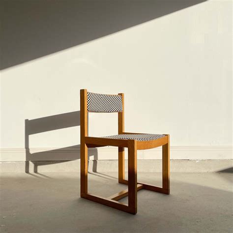 Vintage Wood Chair x Herman Miller Upholstery x1 – ONHSI