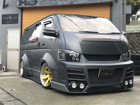 Pin by Tetsu Sanyu on ハイエースワークス | Toyota hiace, Toyota van, Custom cars