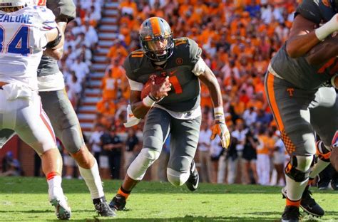 Joshua Dobbs: Vols QB On Par With Deshaun Watson Through 4 Games