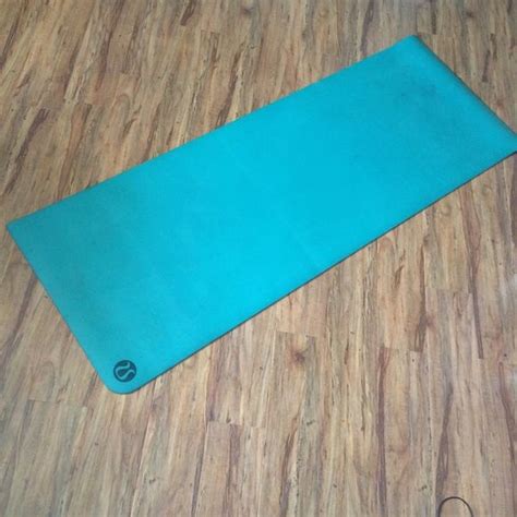 best lululemon yoga mat color street