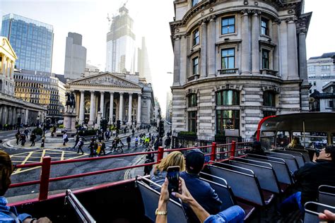 Vintage London red bus tour - London Toolkit Blog