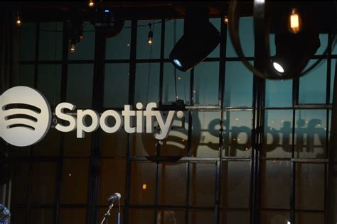 Spotify fecha escritório na Rússia