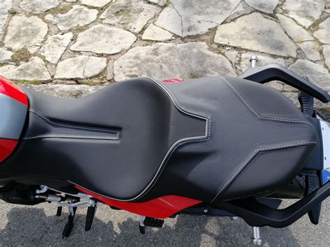 F900R comfort seat: BMW vs. Wunderlich : r/Motorrad