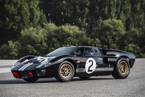 Superformance Launches 50th Anniversary Ford GT40